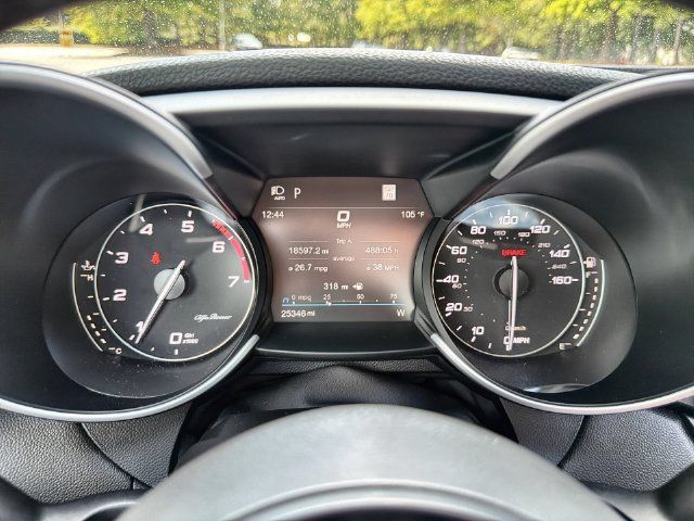 Used 2023 Alfa Romeo Giulia Veloce RWD image 15