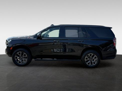 Used 2021 Chevrolet Tahoe Z71 w/ Luxury Package AWD/4WD image 5