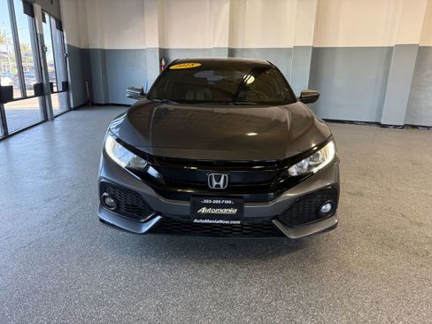 Used 2018 Honda Civic EX image 2