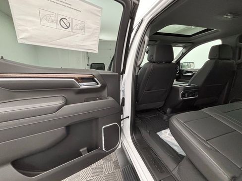 New 2026 GMC Sierra 1500 Elevation w/ Elevation Premium Package image 40