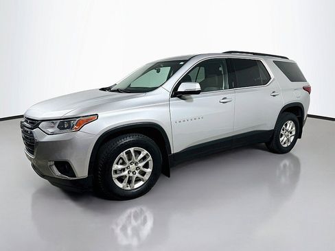 Used 2019 Chevrolet Traverse LT AWD/4WD image 3