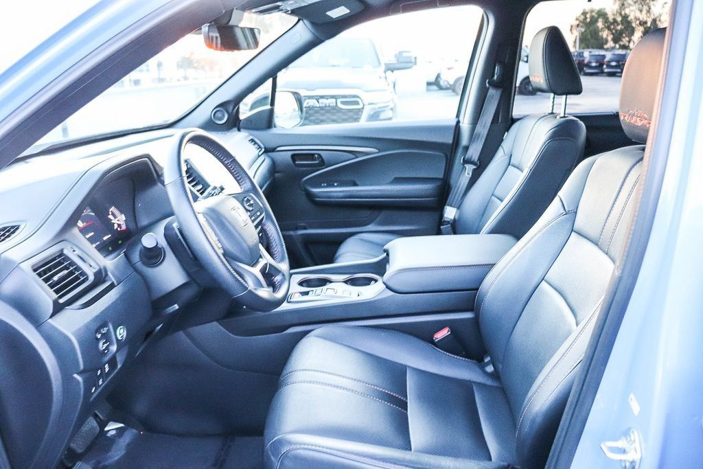 Used 2024 Honda Passport TrailSport image 21