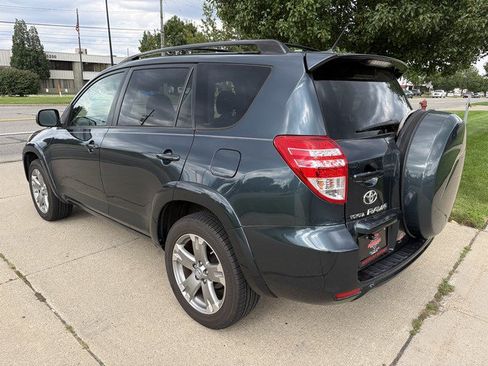 Used 2009 Toyota RAV4 Sport w/ Sport Extra Value Pkg FWD image 7