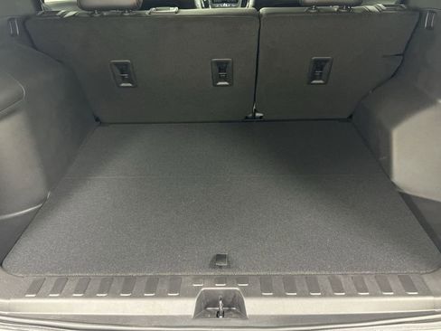 Used 2022 Chevrolet Equinox RS w/ RS Leather Package image 25