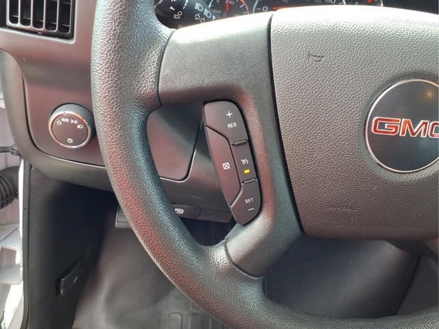 Used 2025 GMC Savana 2500 w/ Driver Convenience Package RWD image 18