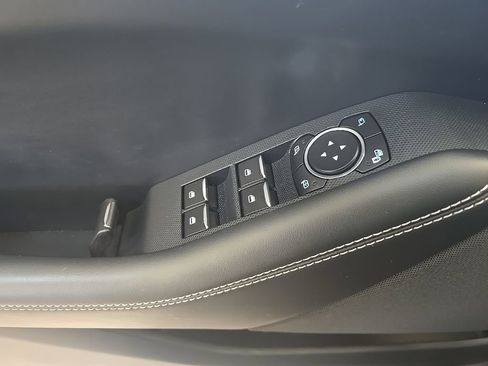 Used 2021 Ford Mustang Mach-E Select w/ Comfort/Appearance Package image 13