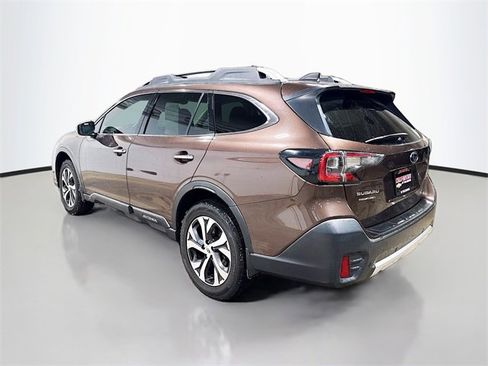Used 2020 Subaru Outback Touring w/ Popular Package #2 image 9