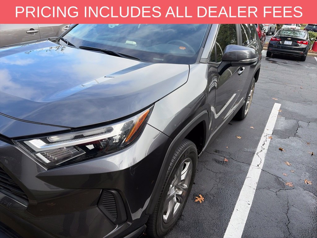 Used 2023 Toyota RAV4 XLE FWD image 12