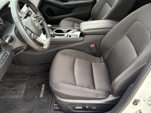 Certified 2023 Nissan Altima 2.5 SV w/ SV Premium Package image 27