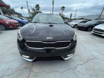 Used 2017 Kia Niro Touring