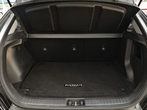 Used 2023 Hyundai Kona SE w/ Cargo Package image 28