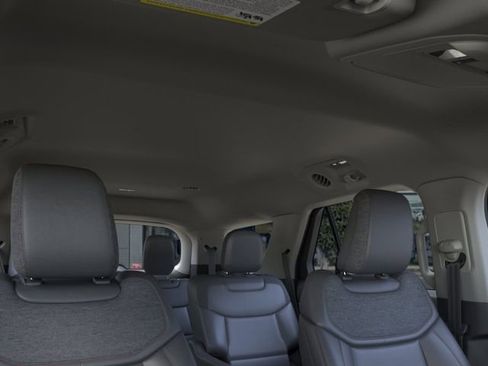 New 2026 Ford Explorer Active w/ Active Comfort Package RWD image 22