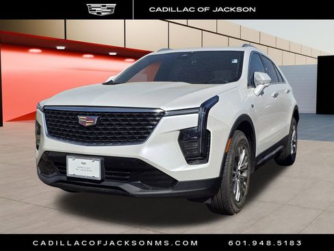 Certified 2024 Cadillac XT4 Premium Luxury image 1
