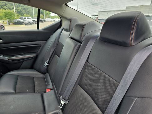 Used 2021 Nissan Altima 2.5 SR AWD/4WD image 31