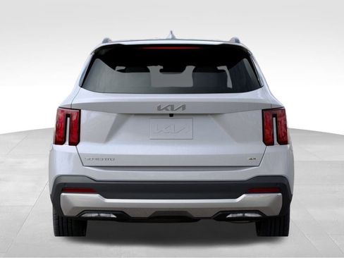 New 2026 Kia Sorento S image 13