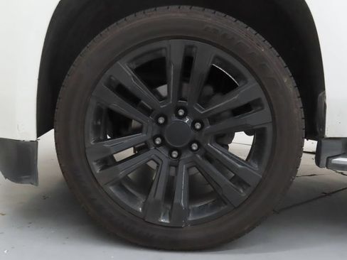 Used 2020 GMC Yukon SLT AWD/4WD image 27