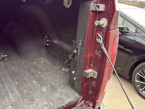 Used 2018 RAM 2500 Laramie w/ Sport Appearance Group image 11