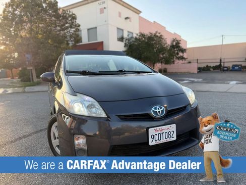 Used 2010 Toyota Prius Four w/ Solar Roof Pkg FWD image 2