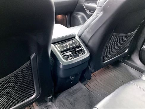 Used 2023 Volvo XC90 B6 Ultimate w/ Protection Package Premier AWD/4WD image 37