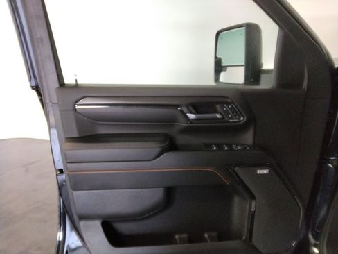 Used 2024 GMC Sierra 2500 AT4 w/ AT4 Premium Plus Package image 32