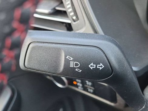 Used 2024 Ford Escape ST-Line w/ Tech Pack #1 FWD image 24