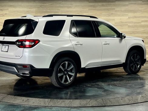 Used 2025 Honda Pilot Elite image 20