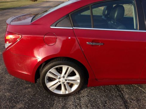 Used 2013 Chevrolet Cruze LTZ w/ Enhanced Safety Package image 33