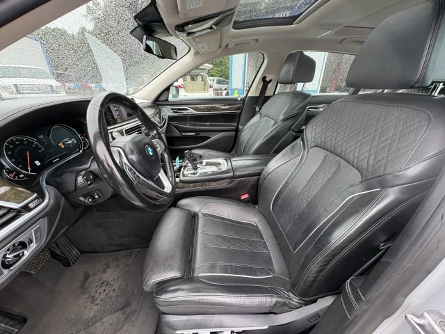 Used 2017 BMW 750i xDrive AWD/4WD image 20