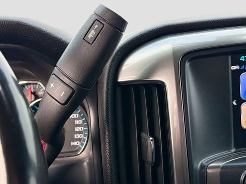 Used 2018 Chevrolet Silverado 1500 LT w/ All Star Edition image 16