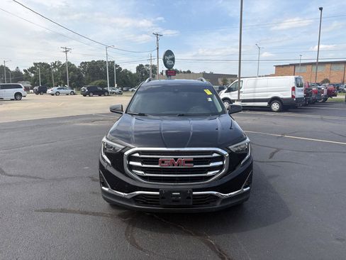 Used 2020 GMC Terrain SLT AWD/4WD image 3