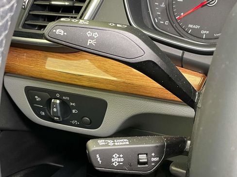 Certified 2023 Audi Q5 2.0T Premium w/ Convenience Package image 40