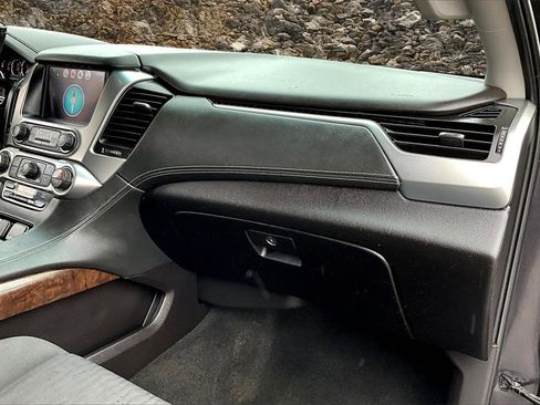 Used 2017 Chevrolet Tahoe LS image 14