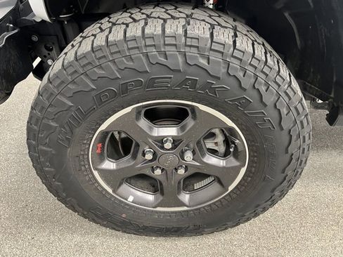 Used 2021 Jeep Gladiator Rubicon image 13