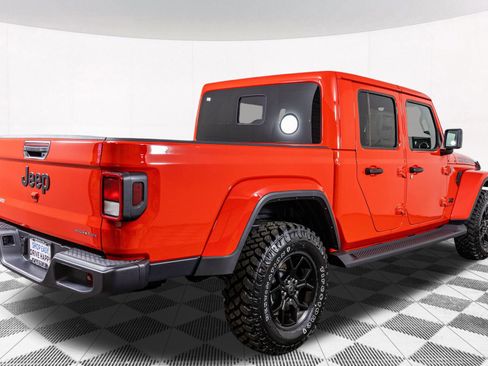 New 2025 Jeep Gladiator Sport image 12