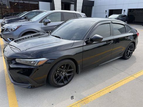 Used 2022 Honda Civic Sport image 1