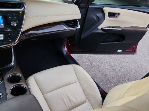 Used 2013 Toyota Avalon XLE Touring FWD image 35