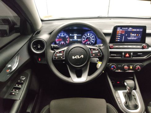 Used 2023 Kia Forte LXS FWD image 22