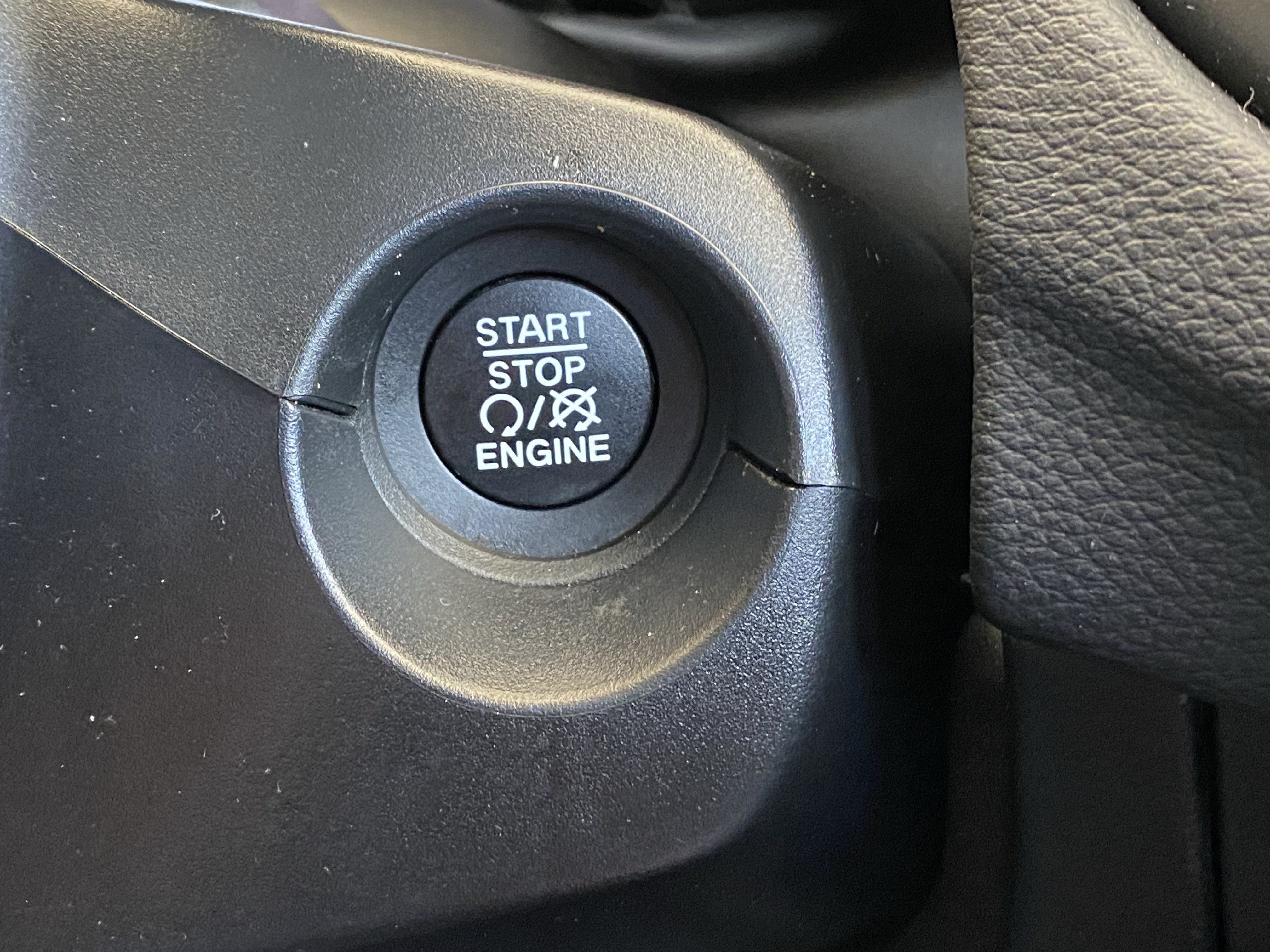 Used 2021 Jeep Compass Latitude w/ Convenience Group AWD/4WD image 14
