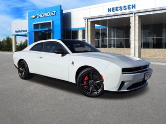 Used 2024 Dodge Charger Daytona Scat Pack w/ Plus Group AWD/4WD video 1