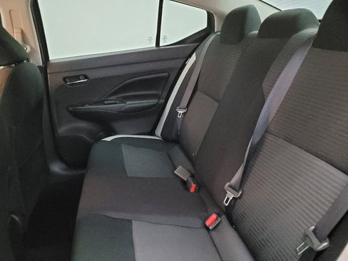 Used 2020 Nissan Versa SV image 18