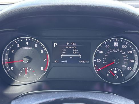 Used 2023 Kia Forte LXS w/ LXS Technology Package image 27