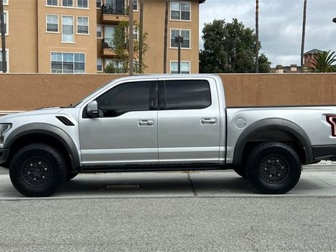 Used 2019 Ford F150 Raptor w/ Equipment Group 802A Luxury image 7