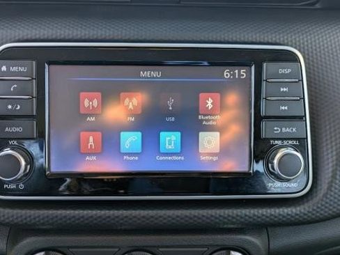 Used 2023 Nissan Kicks S image 10