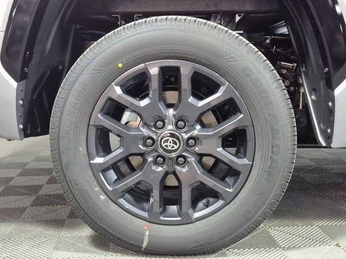 New 2026 Toyota Tundra Platinum AWD/4WD image 28