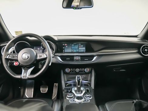Used 2022 Alfa Romeo Stelvio Quadrifoglio w/ Active Assist Plus Package AWD/4WD image 18