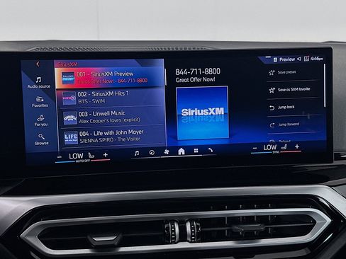 Used 2024 BMW i4 eDrive40 image 21