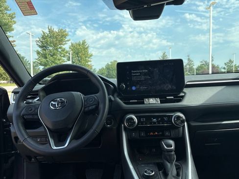 Used 2024 Toyota RAV4 XSE w/ Weather Package AWD/4WD image 23