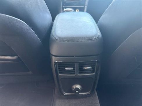 Used 2014 Chrysler 300 S RWD image 28