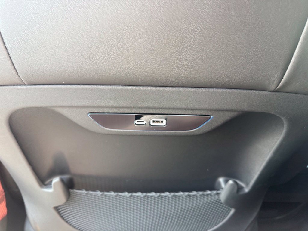 New 2027 Chrysler Pacifica Select FWD image 37
