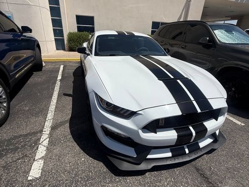Used 2020 Ford Mustang Shelby GT350 w/ Technology Package RWD image 3